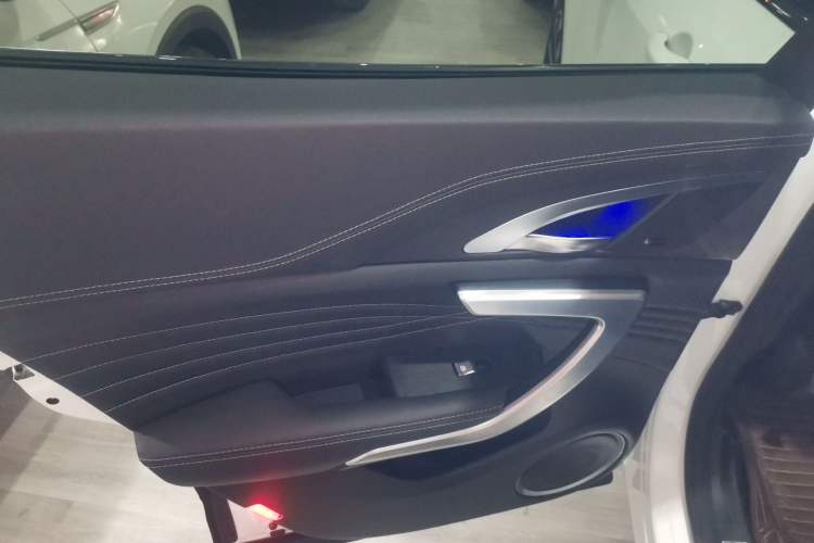 Used Wey VV7 2019 Upgraded Model 2.0T Ultra-Luxury Version China V Standard
