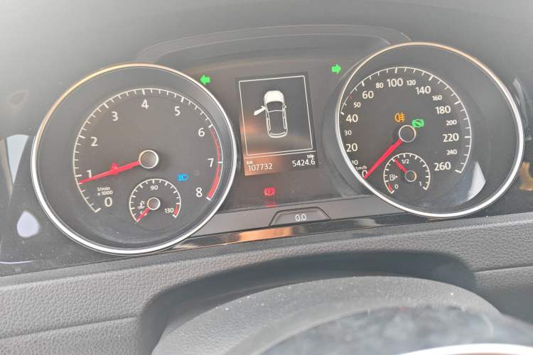 Used Volkswagen Golf 2019 280TSI DSG R-Line China VI Standard
