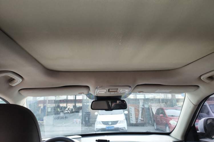 Used Geely Auto Emgrand X7 Sport 2016 1.8TD Automatic ZhiZun Version
