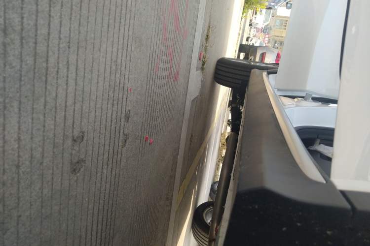 Used Roewe RX5 2025 PLUS 330TGI Automatic Trendsetting Smart Edition
