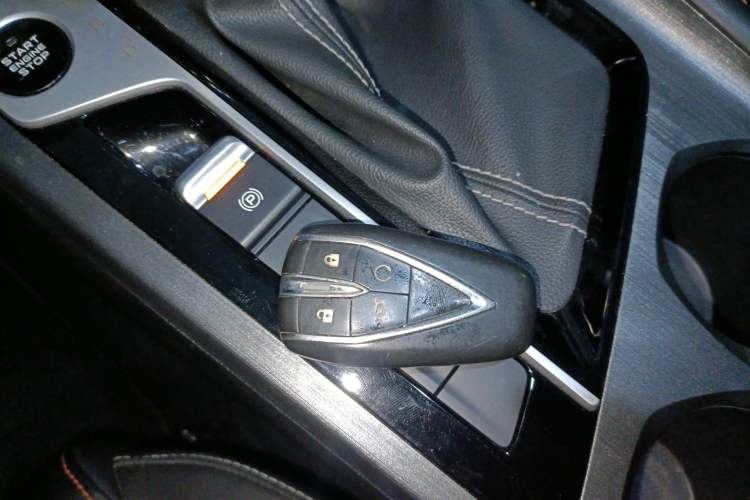 Used Oshan X7 PLUS 2022 1.5T Blue Whale Edition Automatic Luxury 7-Seater
