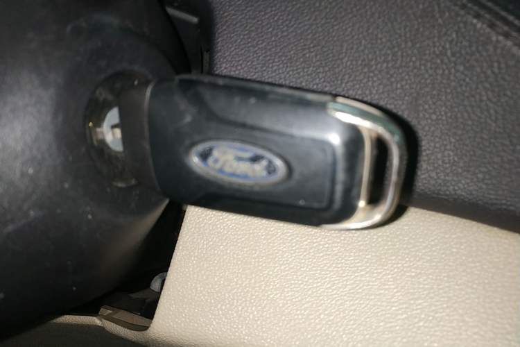 Used Ford Escort 2015 1.5L Automatic Fashion Model
