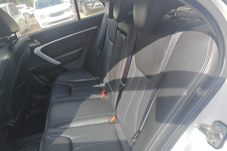 Used Geely Auto Emgrand 2016 Sedan 1.5L Manual Upward Edition
