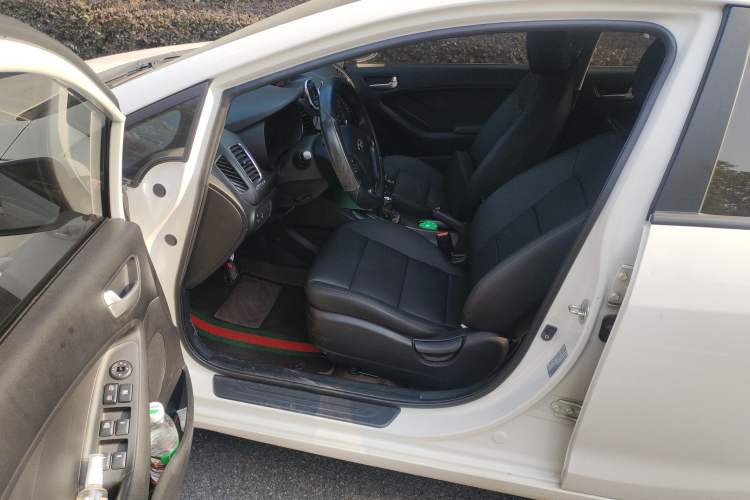 Used Kia K3 2015 1.6L Manual GL