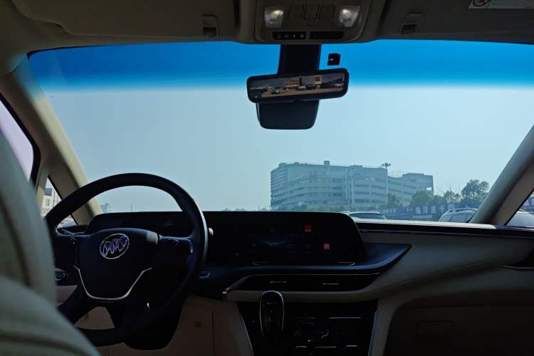 Used Buick GL8 2023 ES Lu Zun Deluxe Model
