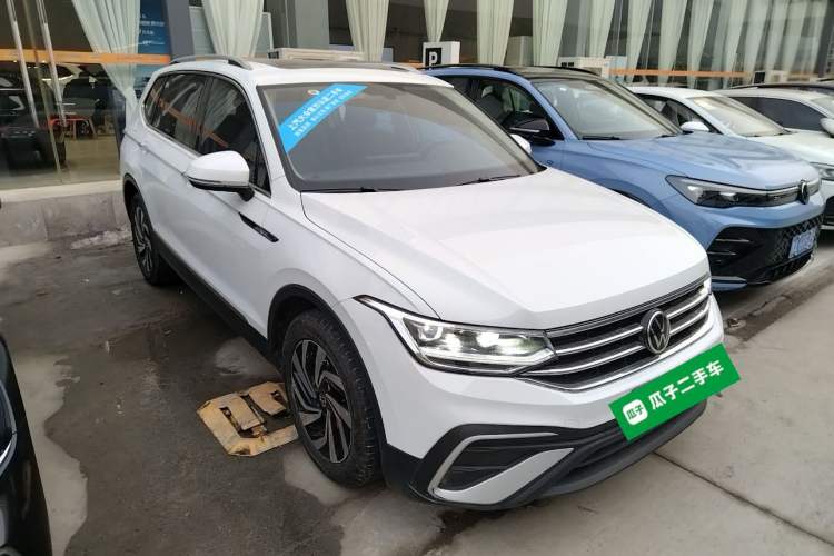 Used Volkswagen Tiguan L 2024 300TSI Automatic Two-Wheel Drive Smart Edition
