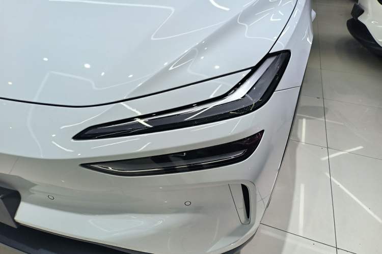 Used ONVO L60 2024 60 kWh Rear-Drive Version