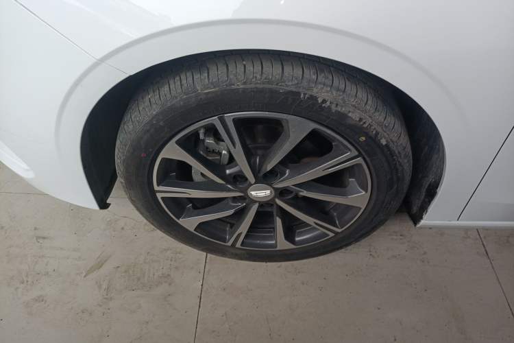 Used Geely Auto Emgrand 2025 4th Generation 1.5L CVT Luxury Version
