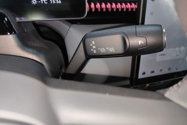 Used Zeekr X 2025 5-Seater Long-Range Version
