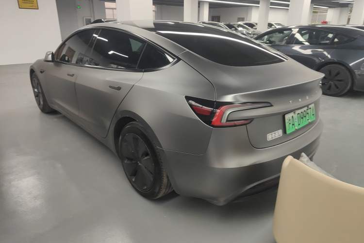 Used Tesla Model 3 2023 Rear-Wheel-Drive Version
