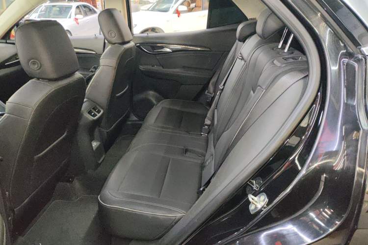 Used Buick Envision 2022 Encore S 652T Two-Wheel-Drive Luxury Model