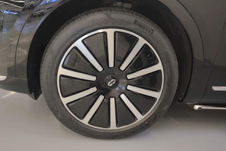 Used Hima AITO M9 2024 Range-Extended Ultra Version 42 kWh 6-Seater Model