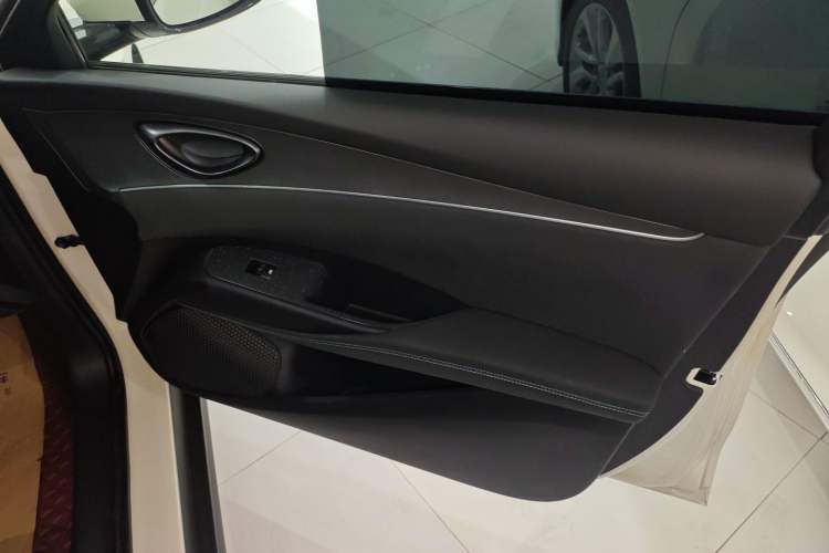 Used BYD Seal 06 New Energy 2024 DM-i 80KM Prestige Model
