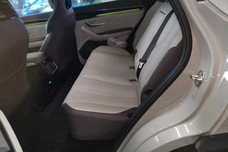 Used BYD Song PLUS New Energy 2025 DM-i Smart Drive 112KM Prestige Model