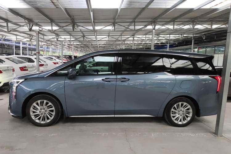 Used Buick Century 2023 2.0T Seven-Seater Yinshi Edition
