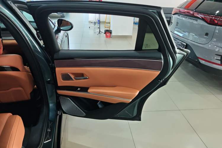 Used BYD Han L 2025 DM-p Four-Wheel-Drive LiDAR Flagship Model
