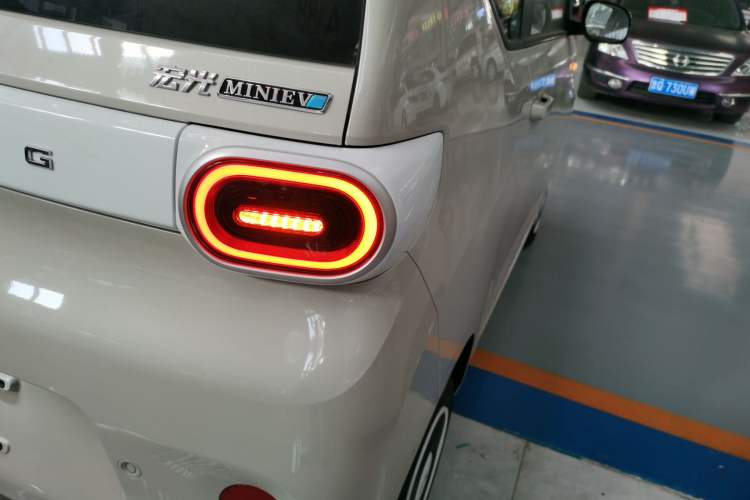 Used Wuling Hongguang MINIEV 2024 3rd Generation 215km Youth Edition
