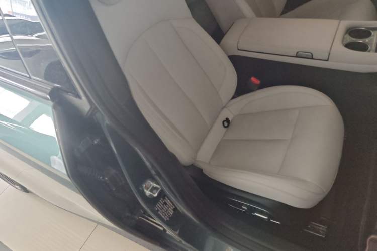 Used XPeng P7 2023 P7i 610 Max Performance Edition
