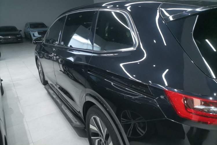 Used Volkswagen Viloran 2020 330TSI Luxury Edition