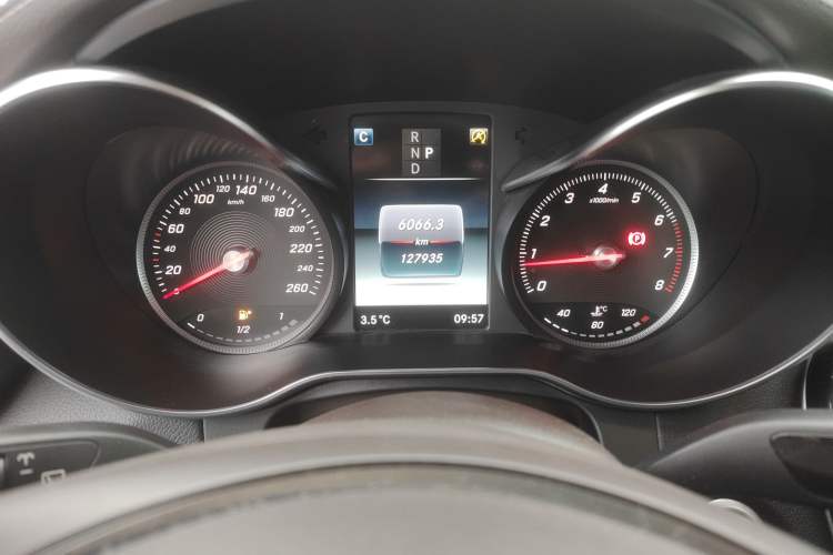 Used Mercedes-Benz GLC 2017 GLC 260 4MATIC Dynamic Edition
