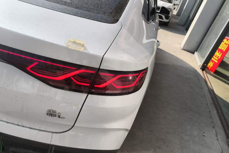 Used BYD Qin L 2024 DM-i 80KM Leading Model
