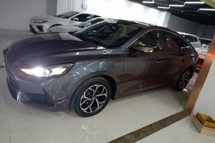 Used MG 5 2023 180 DVVT CVT Fashion Edition
