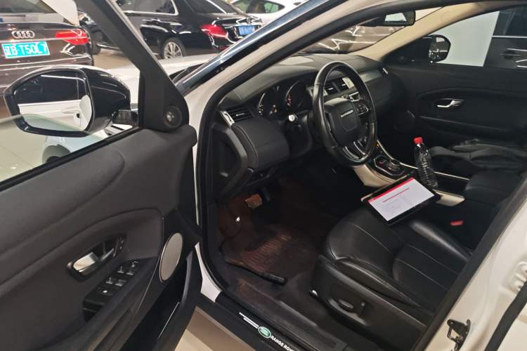 Used Land Rover Range Rover Evoque 2016 2.0T PURE Style Edition
