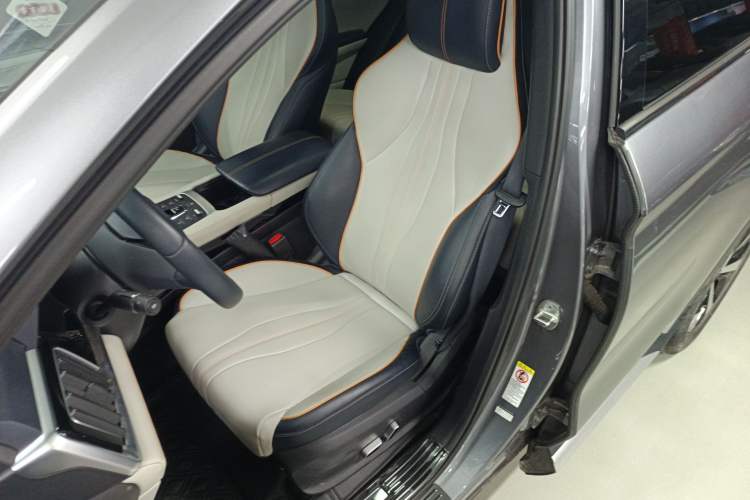 Used BYD Song PLUS New Energy 2021 DM-i 110KM Flagship Model
