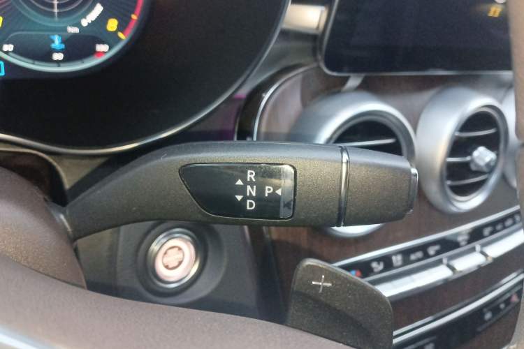 Used Mercedes-Benz GLC 2021 GLC 300 L 4MATIC Dynamic Model
