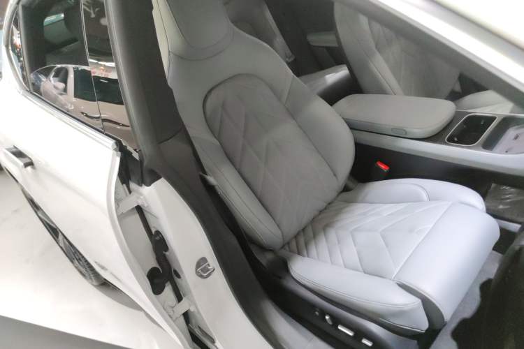 Used Nio ET5 2025 75 kWh
