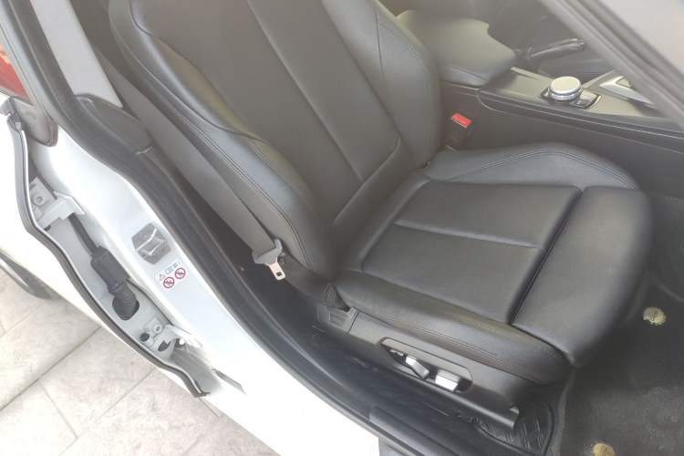 Used BMW 3 Series GT 2018 320i Sport Edition