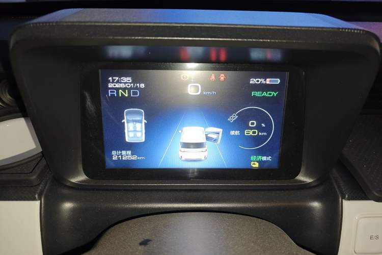 Used Wuling Hongguang MINIEV 2022 GAMEBOY 300km Enthusiast Model with Lithium Iron Phosphate