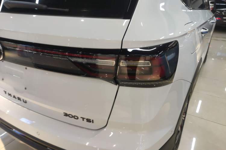 Used Volkswagen Tharu 2023 300TSI Two-Wheel-Drive Moon Luxury Edition