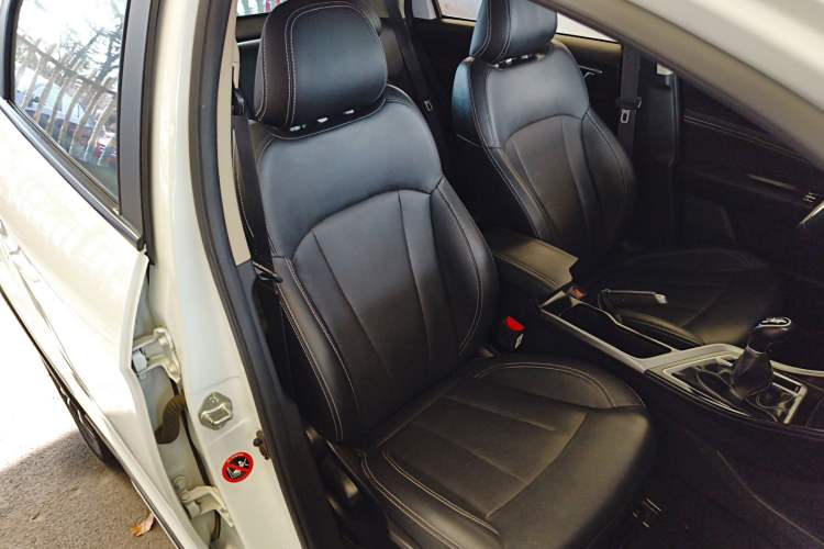 Used Geely Auto Vision X3 2019 Upgraded Model 1.5L Manual Elite Version
