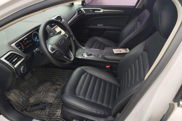 Used Ford Mondeo 2018 EcoBoost 180 Smart Control Fashion Model China VI Standard
