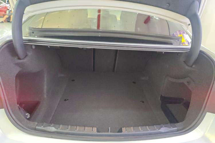 Used BMW 3 Series 2018 320Li Fashion Model
