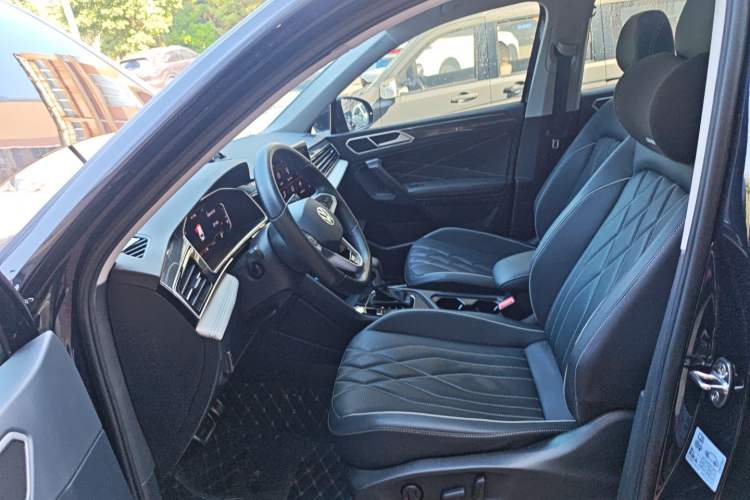 Used Volkswagen Tiguan L 2024 330TSI Automatic Two-Wheel Drive R-Line Enhanced Edition