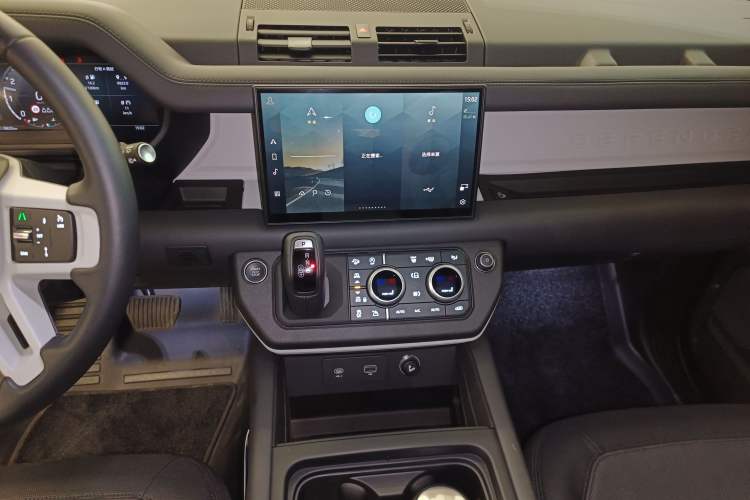 Used Land Rover Defender 2024 110 3.0T P400 X-DYNAMIC HSE
