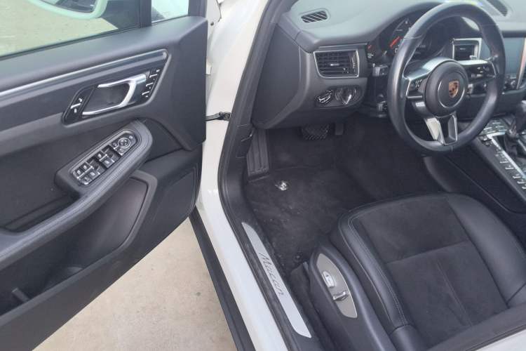 Used Porsche Macan 2017 Macan 2.0T
