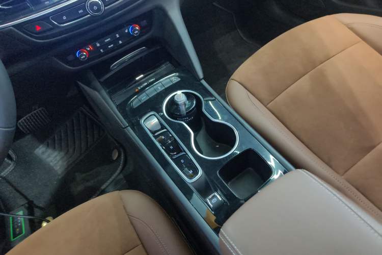 Used Buick Regal 2024 28T Luxury Edition
