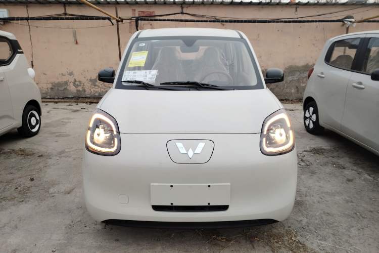 Used Wuling Hongguang MINIEV 2025 Four-Door Version Advanced Edition
