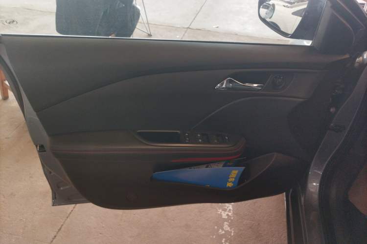 Used Chevrolet Monza 2020 Light Hybrid RS 330T Automatic Comfort Edition