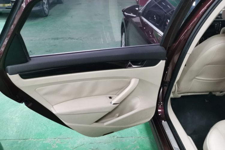 Used Volkswagen Passat 2014 1.8TSI DSG Prestige Edition
