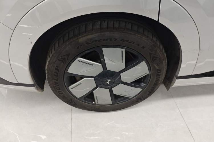 Used XPeng X9 2024 610 Long-Range Pro
