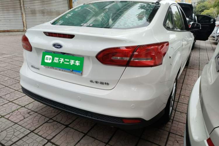 Used Ford Focus 2017 Sedan 1.6L Automatic Fashion Edition Smart Drive Version
