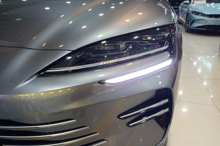 Used BYD Song PLUS New Energy 2025 DM-i 112KM Prestige Model
