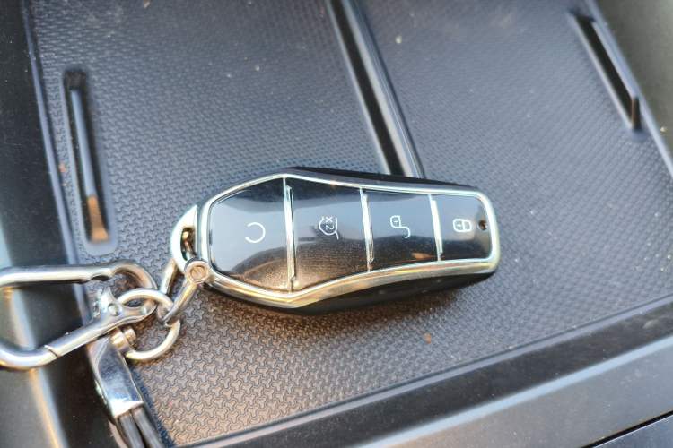 Used BYD Qin PLUS 2025 DM-i Smart Drive 55KM Leading Model