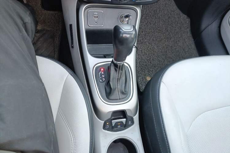 Used  Compass 2017 200T Automatic Family Edition