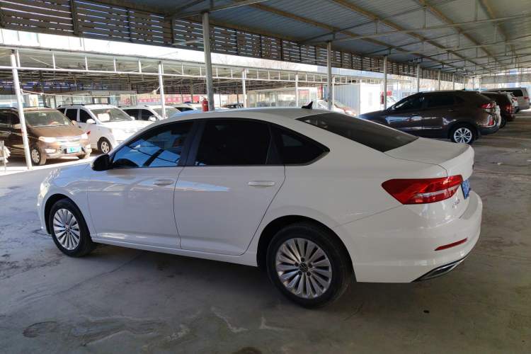 Used Volkswagen Lavida 2021 1.5L Automatic Comfort Edition
