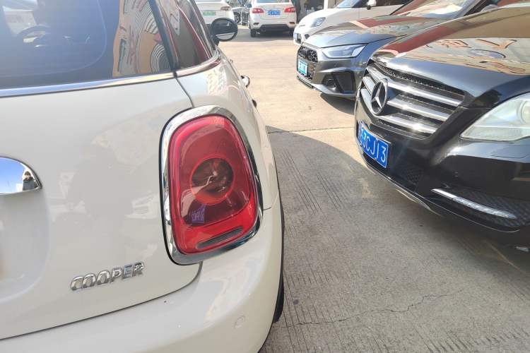 Used  MINI 2016 1.5T COOPER Five-Door Edition